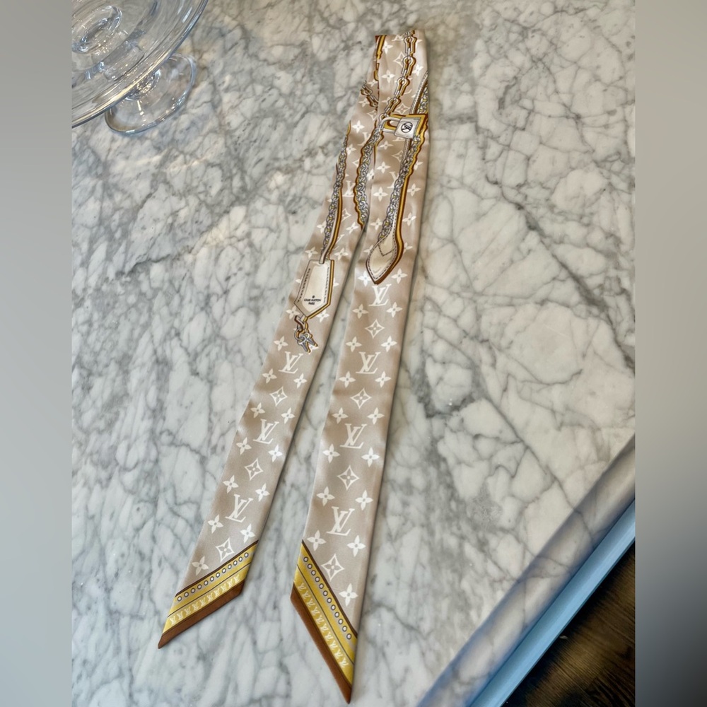 Authentic Louis Vuitton Monogram Bandeau